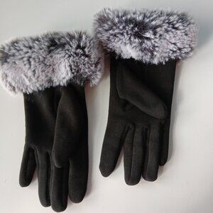 Ladies faux fur cuff black & white small polyester gloves